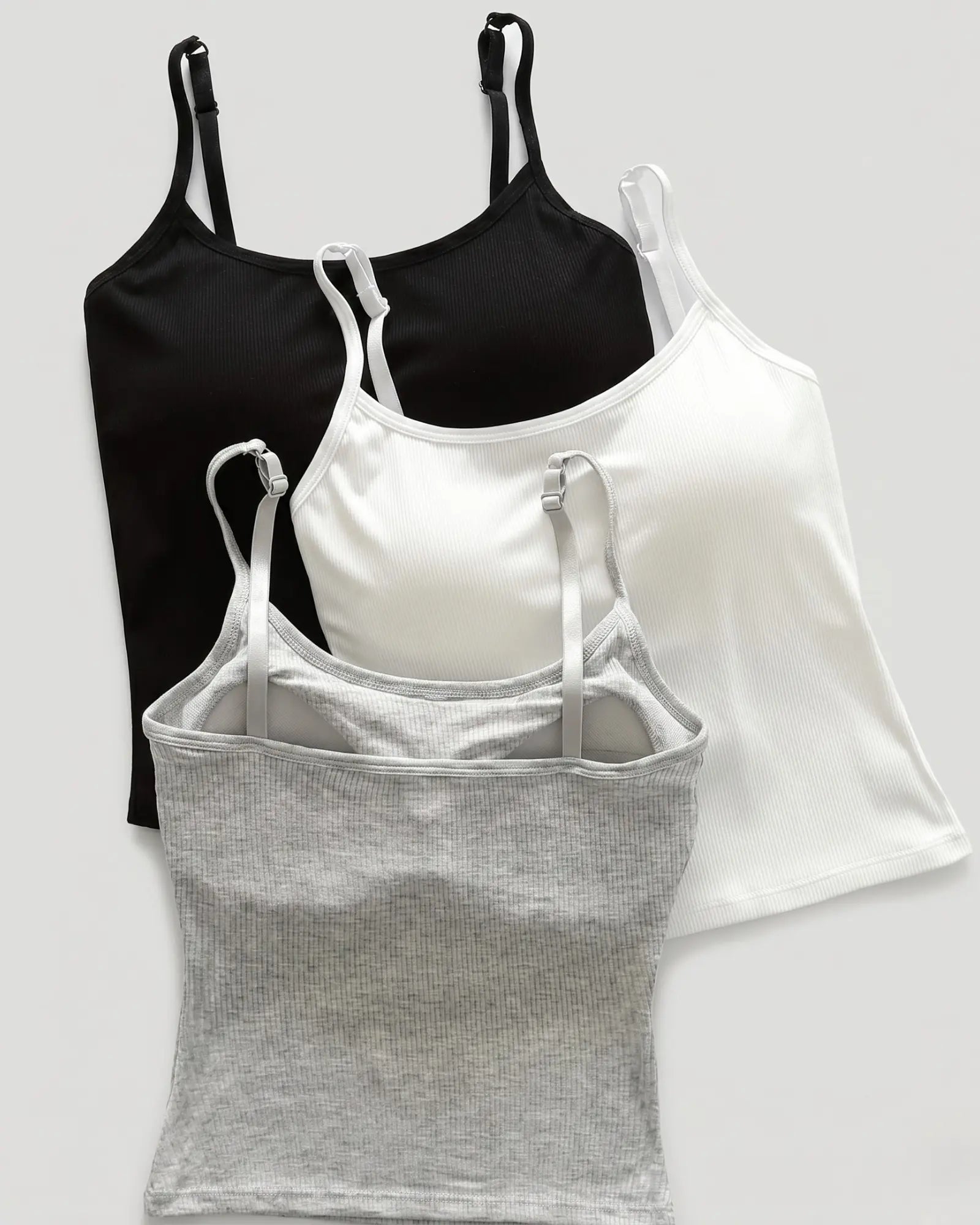 Le Débardeur avec Brassière Intégrée – Fines Bretelles