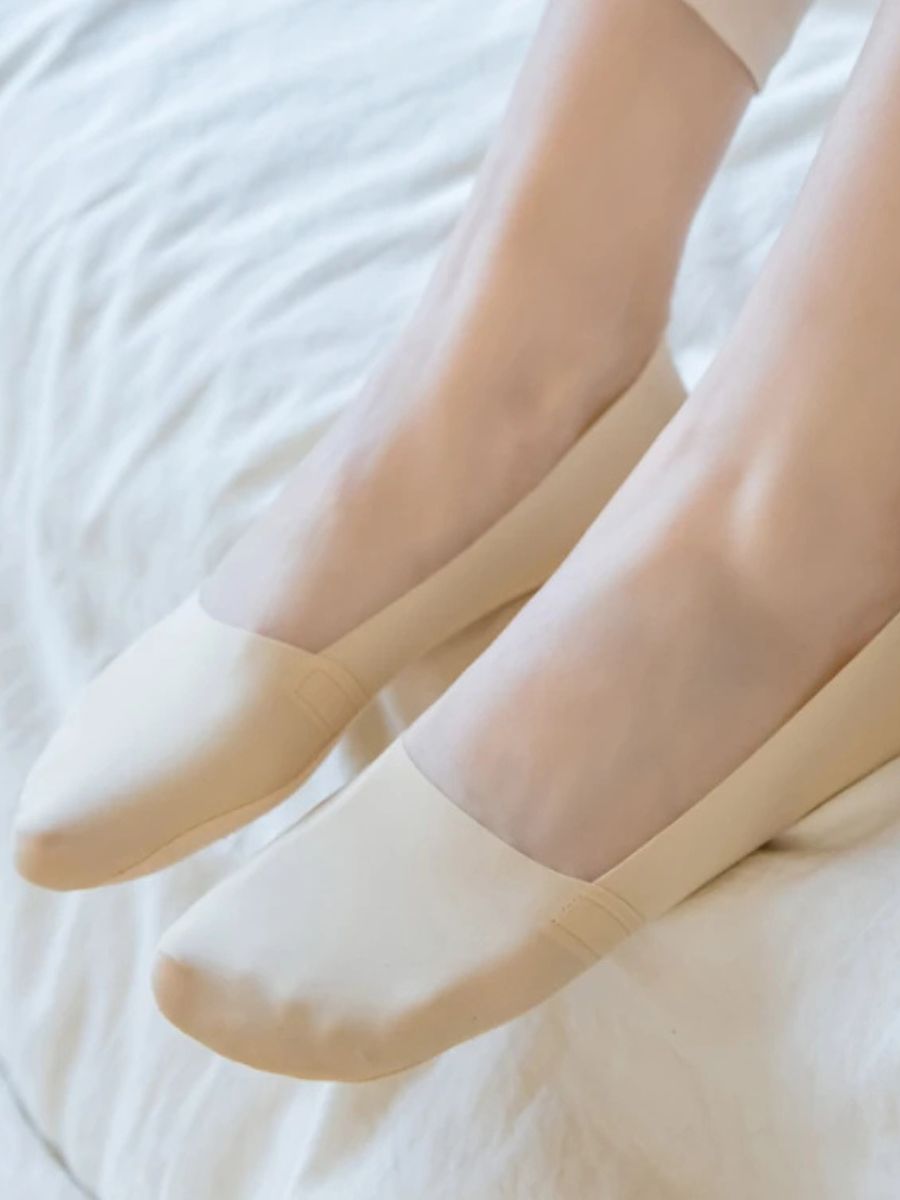 Les chaussettes sans couture antidérapantes