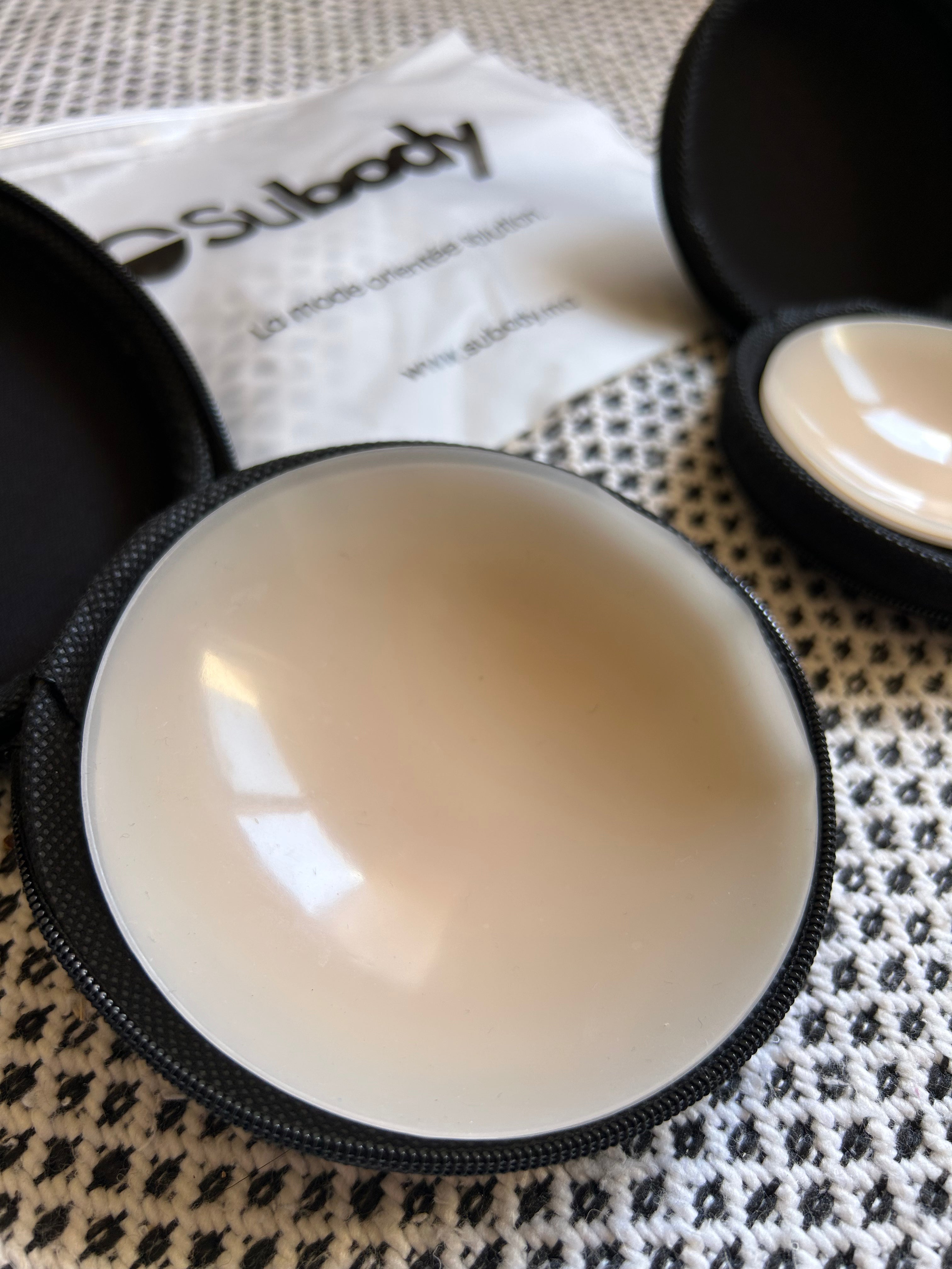 Le Cache Tétons Invisible Sans Colle